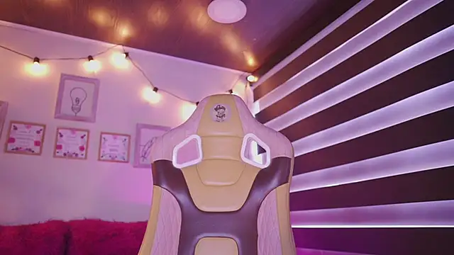 milly kenner online show from September 26, 2025, 6:15 pm