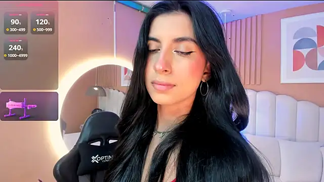 Snapshot of zia_cooper chatting on September 17, 2025, 6:43 pm zia cooper online show from September 17, 2025, 6:43 pm