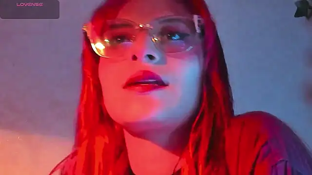 RedMeloddy online show from November 19, 2025, 9:37 pm