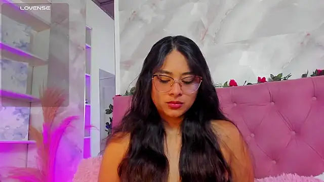 Snapshot of AnnaQueen_ chatting on September 30, 2025, 4:24 pm AnnaQueen  online show from September 30, 2025, 4:24 pm