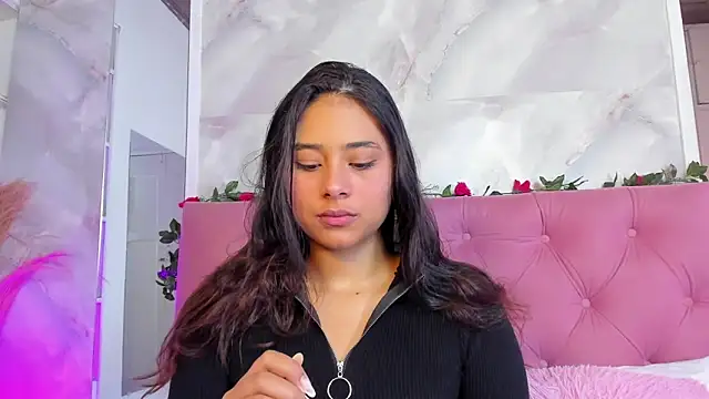 Snapshot of AnnaQueen_ chatting on October 9, 2025, 4:29 pm AnnaQueen  online show from October 9, 2025, 4:29 pm