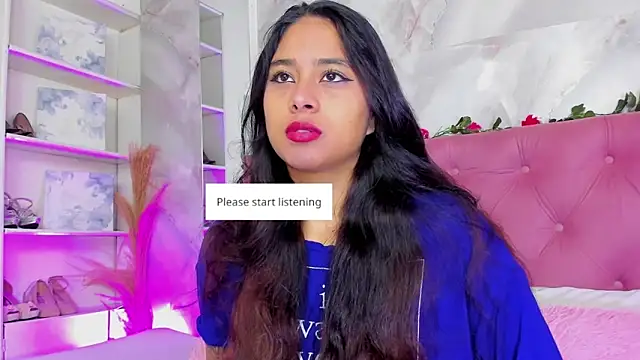 Snapshot of AnnaQueen_ chatting on October 24, 2025, 4:17 pm AnnaQueen  online show from October 24, 2025, 4:17 pm