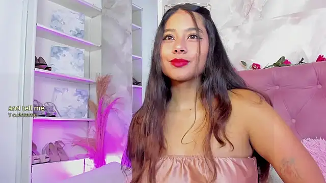 Snapshot of AnnaQueen_ chatting on October 17, 2025, 4:20 pm AnnaQueen  online show from October 17, 2025, 4:20 pm