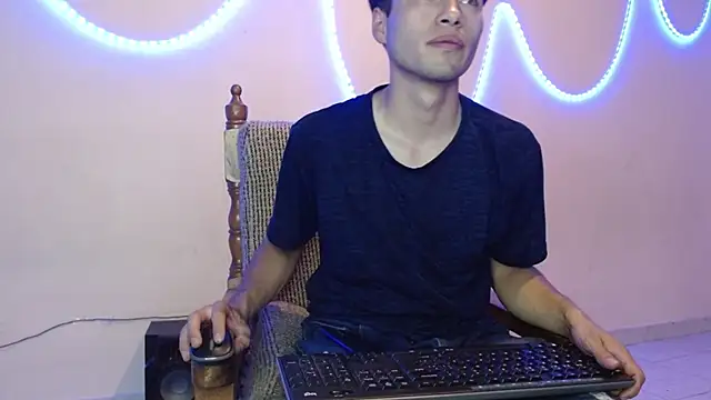 nolanjay  online show from March 11, 2025, 8:42 pm