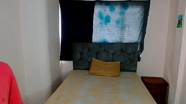 nolanjay  online show from September 17, 2025, 3:03 pm