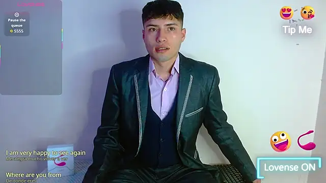 nolanjay  online show from October 2, 2025, 9:51 pm