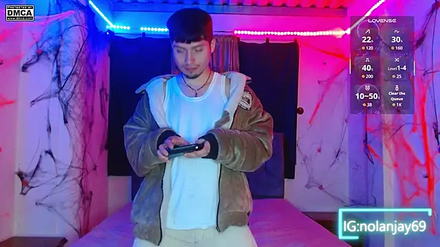 nolanjay  online show from October 17, 2025, 4:16 am