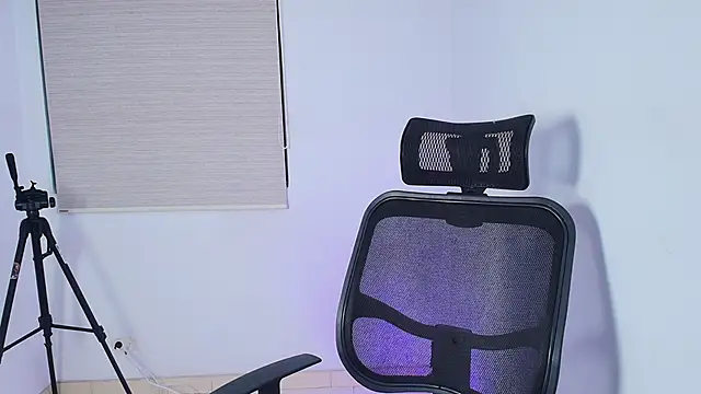 Justyn Ross online show from October 3, 2025, 6:37 am