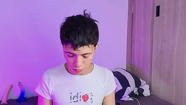 Justyn Ross online show from September 26, 2025, 2:51 am