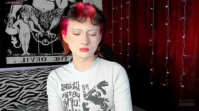 Vailyreb  online show from December 23, 2024, 1:24 pm