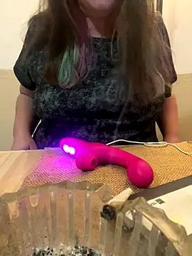 Popinasq online show from November 21, 2025, 5:56 pm