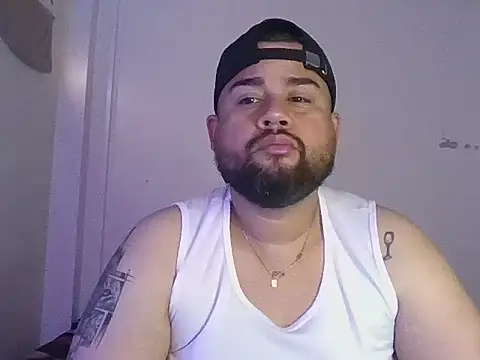GABRIELGARCIA1313 online show from August 3, 2026, 2:56 pm