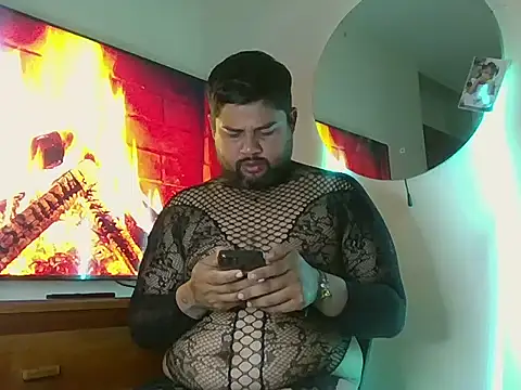 GABRIELGARCIA1313 online show from July 22, 2026, 12:34 am
