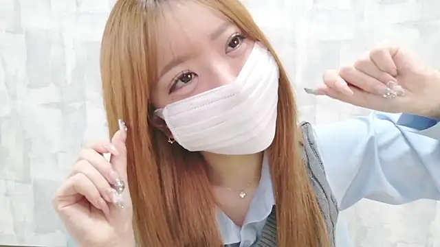 LOVE MOMO LOVE online show from March 24, 2026, 12:05 pm