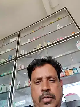 Snapshot of Raj1043 chatting on April 21, 2026, 6:42 am Raj1043 online show from April 21, 2026, 6:42 am