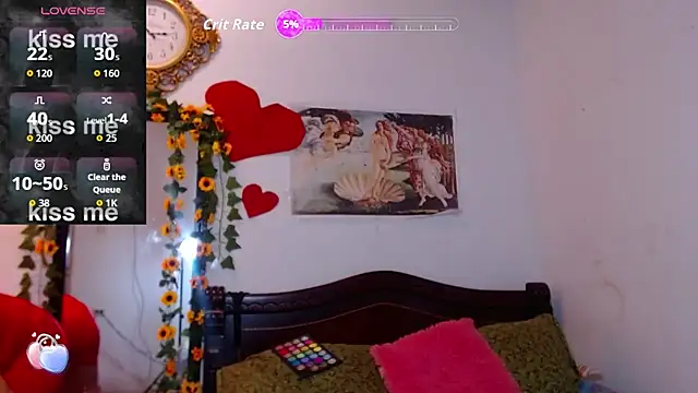 Snapshot of MeganCrouch chatting on September 13, 2025, 7:36 pm MeganCrouch online show from September 13, 2025, 7:36 pm