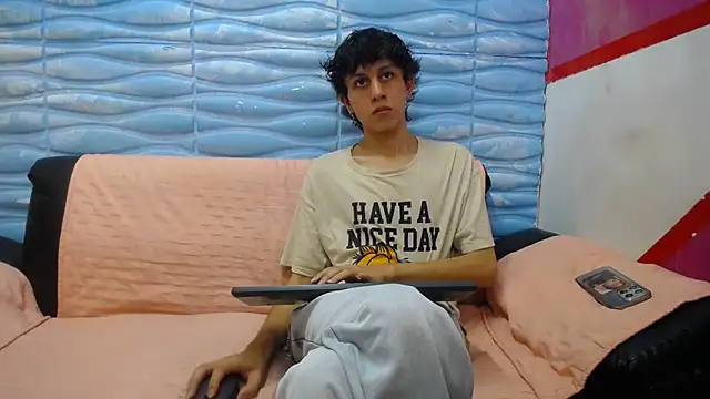 Felipe Browns online show from February 7, 2025, 1:11 pm
