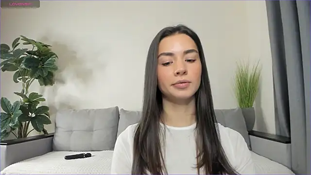NicoleLuv online show from January 22, 2025, 1:11 pm