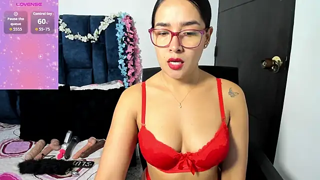 Fiorela Ocean  online show from September 10, 2025, 2:38 pm