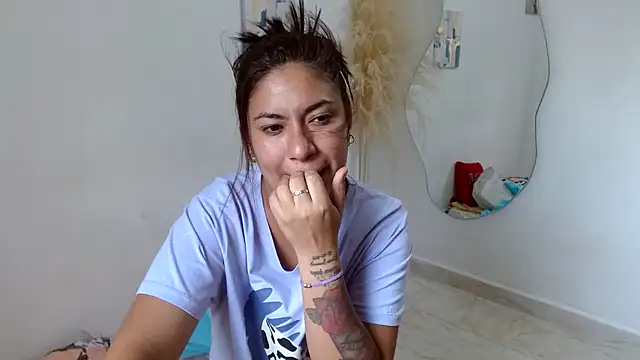 Mary Pompis online show from January 23, 2025, 8:56 pm