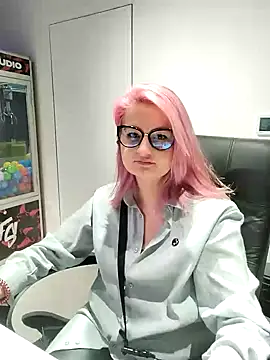 InaraReynolds online show from January 30, 2025, 3:44 am