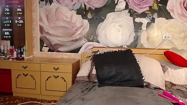 Snapshot of MarineSweet chatting on October 17, 2025, 12:07 pm MarineSweet online show from October 17, 2025, 12:07 pm