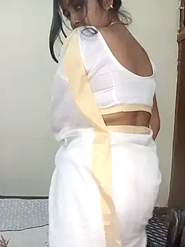 Snapshot of Miss-Riyasingh chatting on September 21, 2025, 5:40 pm Miss-Riyasingh online show from September 21, 2025, 5:40 pm