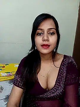 Miss-Riyasingh online show from November 19, 2025, 5:13 pm