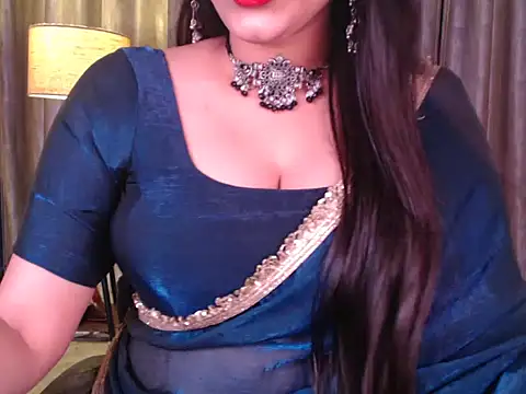 Snapshot of Sexy_Myra18 chatting on October 30, 2025, 5:17 am Sexy Myra18 online show from October 30, 2025, 5:17 am