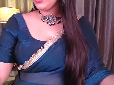 Snapshot of Sexy_Myra18 chatting on October 10, 2025, 4:57 am Sexy Myra18 online show from October 10, 2025, 4:57 am