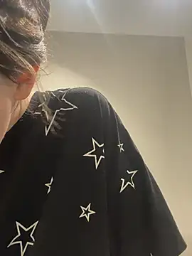 BelleSkye online show from February 27, 2025, 3:29 am