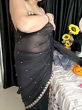 Snapshot of kaamuk_shweta chatting on September 25, 2025, 10:16 pm kaamuk shweta online show from September 25, 2025, 10:16 pm