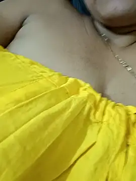 Snapshot of kaamuk_shweta chatting on September 23, 2025, 12:28 am kaamuk shweta online show from September 23, 2025, 12:28 am