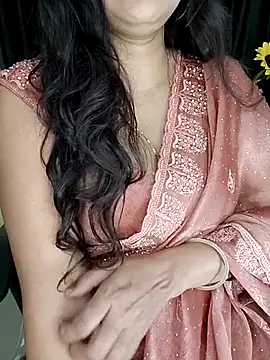 Snapshot of kaamuk_shweta chatting on September 27, 2025, 11:00 pm kaamuk shweta online show from September 27, 2025, 11:00 pm