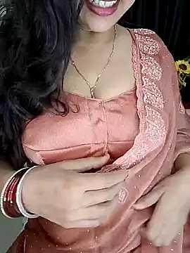 Snapshot of kaamuk_shweta chatting on September 24, 2025, 8:59 pm kaamuk shweta online show from September 24, 2025, 8:59 pm