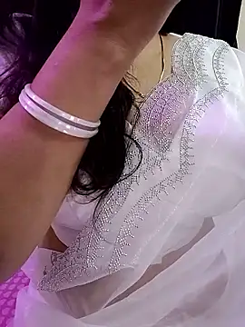 Snapshot of kaamuk_shweta chatting on January 18, 2026, 5:49 pm kaamuk shweta online show from January 18, 2026, 5:49 pm