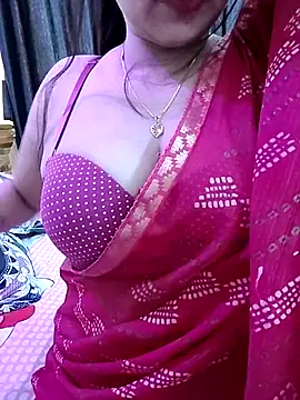 Snapshot of kaamuk_shweta chatting on February 25, 2026, 8:36 am kaamuk shweta online show from February 25, 2026, 8:36 am