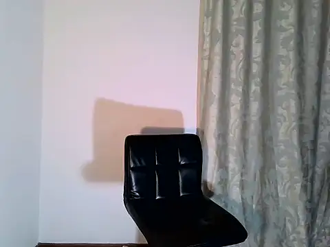 Snapshot of ReginaStar16 chatting on February 10, 2025, 11:23 pm ReginaStar16 online show from February 10, 2025, 11:23 pm