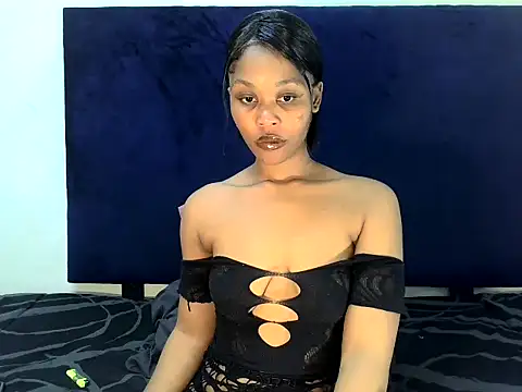 Snapshot of ReginaStar16 chatting on October 1, 2025, 10:13 pm ReginaStar16 online show from October 1, 2025, 10:13 pm