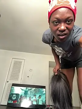 honeybrow online show from February 13, 2025, 4:17 pm