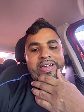 Sheik z o online show from March 18, 2026, 1:02 pm