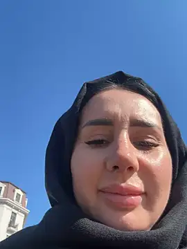 AnaRhodes online show from March 4, 2025, 8:46 am