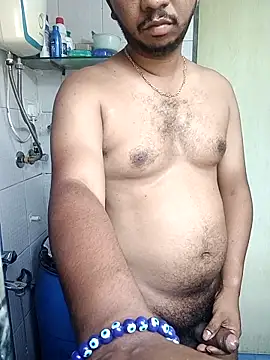 Mmm992170 online show from April 24, 2026, 5:09 am