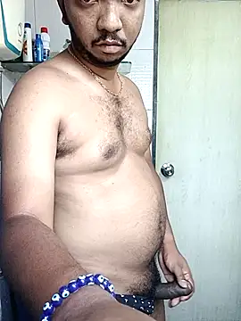 Mmm992170 online show from April 22, 2026, 5:14 am