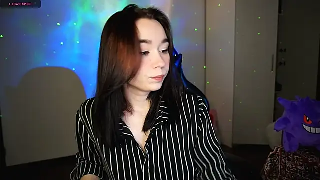 Snapshot of Kimiko__ chatting on February 19, 2025, 7:37 pm Kimiko   online show from February 19, 2025, 7:37 pm