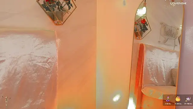 Snapshot of _Rouse_v chatting on October 25, 2025, 1:45 pm  Rouse v online show from October 25, 2025, 1:45 pm