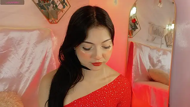 Snapshot of _Rouse_v chatting on October 21, 2025, 1:54 pm  Rouse v online show from October 21, 2025, 1:54 pm