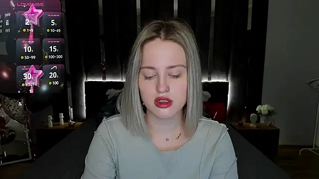 Snapshot of _Sarah_Soul_ chatting on February 25, 2025, 1:20 am Sarah Soul online show from February 25, 2025, 1:20 am