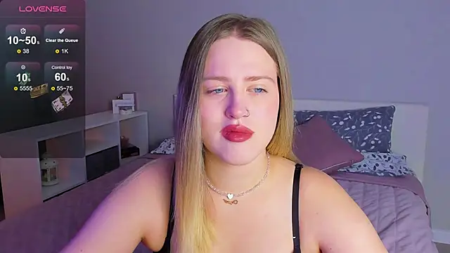  Sarah Soul  online show from November 7, 2025, 11:41 pm