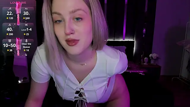 Snapshot of _Sarah_Soul_ chatting on March 19, 2025, 12:48 am Sarah Soul online show from March 19, 2025, 12:48 am